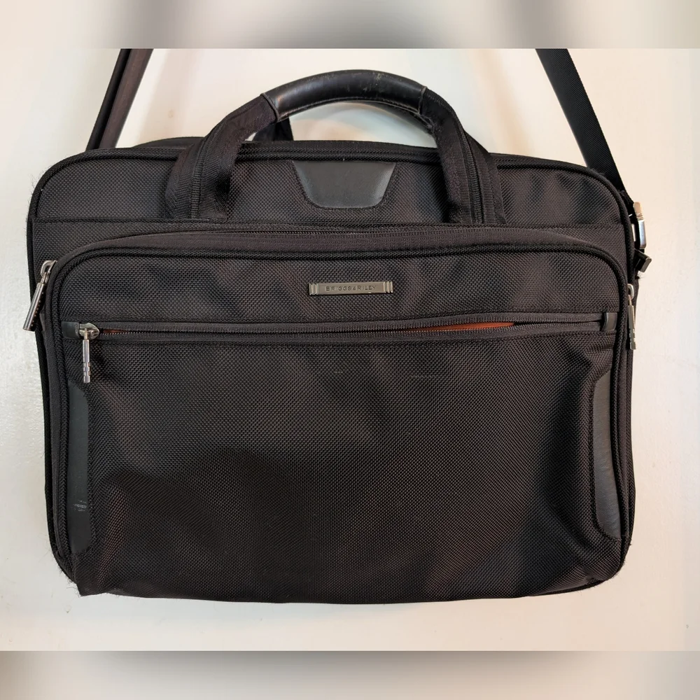 Briggs & Riley Black Expandable Laptop Briefcase Bag